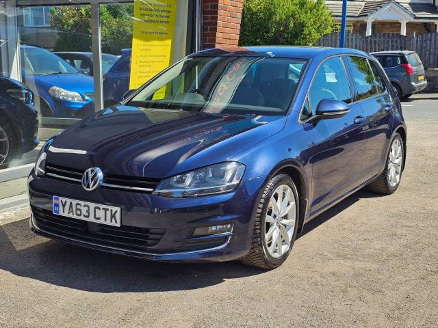 Volkswagen Golf 2.0 TDI BlueMotion Tech GT Euro 5 (s/s) 5dr Hatchback Diesel Blue