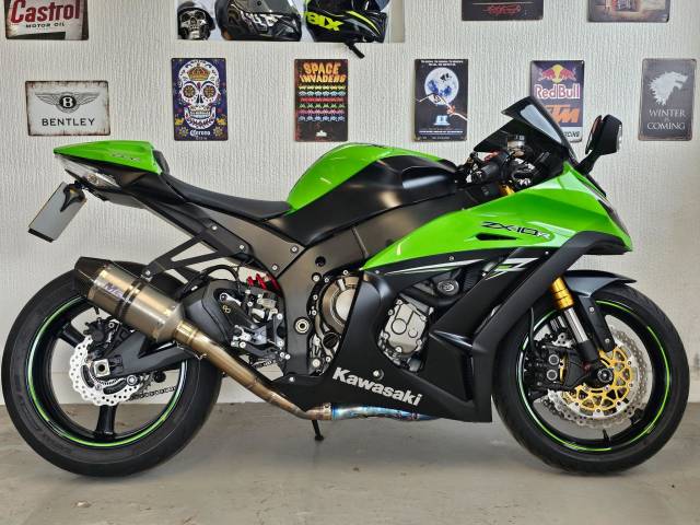 Kawasaki Ninja ZX-10R 1000 Super Sports Petrol Green